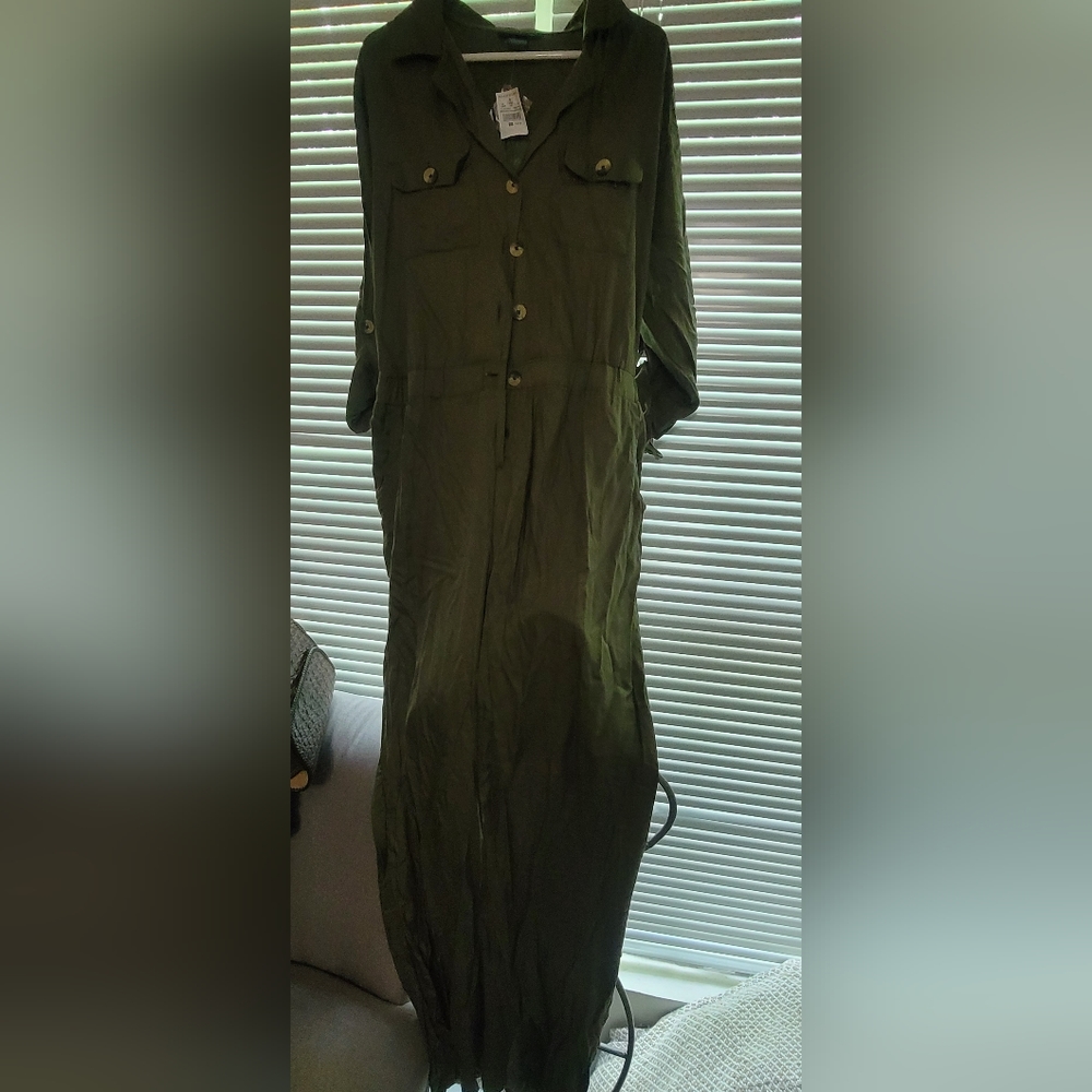 ASHLEY STEWART One Piece Green Jumpsuit Collared Long Sleeve - Size 14/16